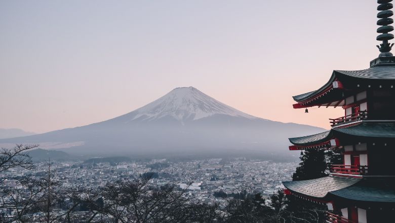 The US has downgraded the travel risks for more Asian countries and destinations, including Japan, just ahead of the Olympics.